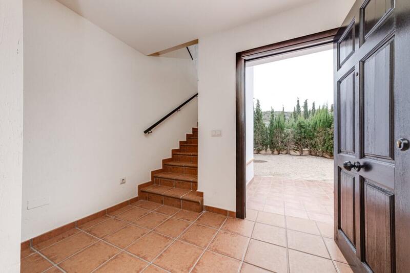 2 bedroom Townhouse for sale
