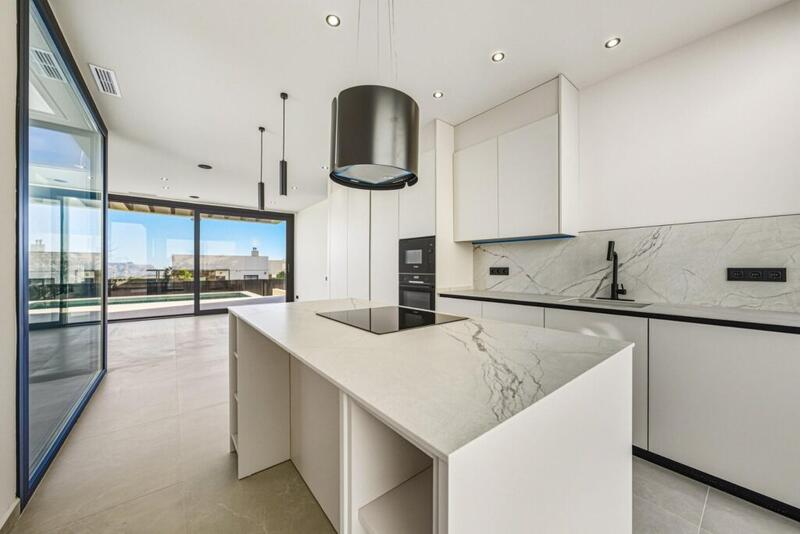 4 slaapkamer Villa Te koop