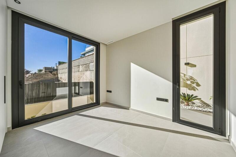 4 slaapkamer Villa Te koop