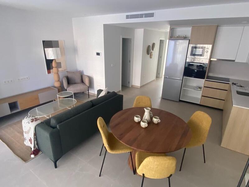 2 bedroom Apartment for sale