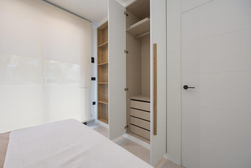2 slaapkamer Appartement Te koop 2 slaapkamer Appartement Te koop