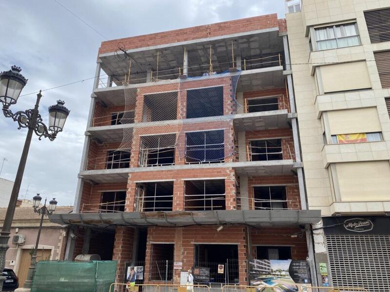 2 bedroom Apartment for sale