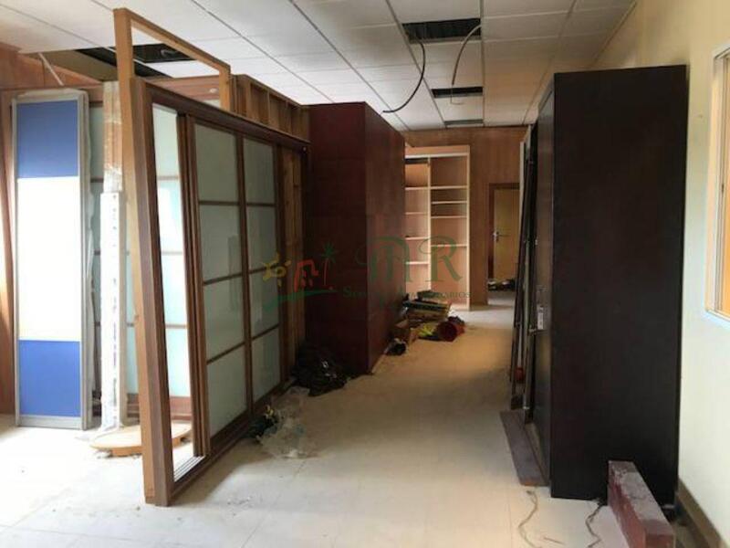3 Cuarto Local Comercial en venta