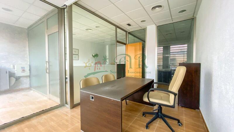 4 спальная комната Коммерческая недвижимость продается