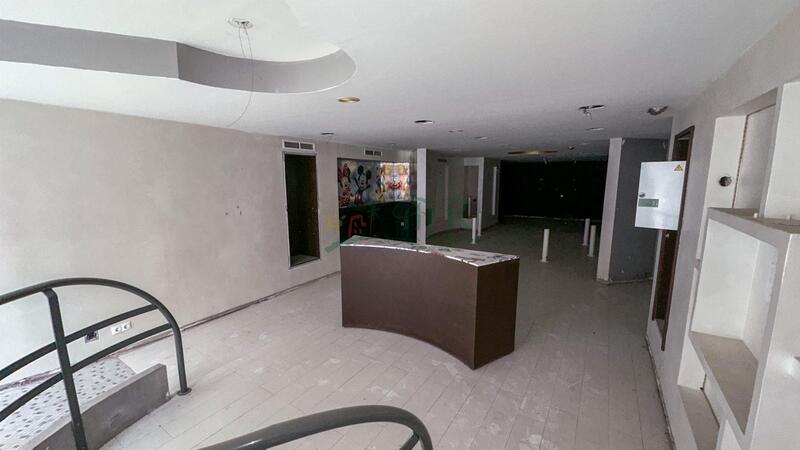 3 bedroom Commercial Property for sale