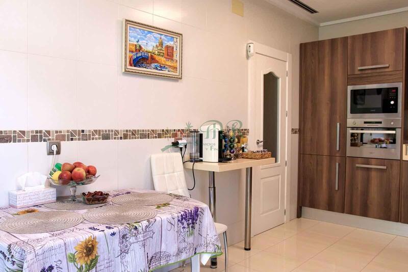5 Schlafzimmer Villa zu verkaufen