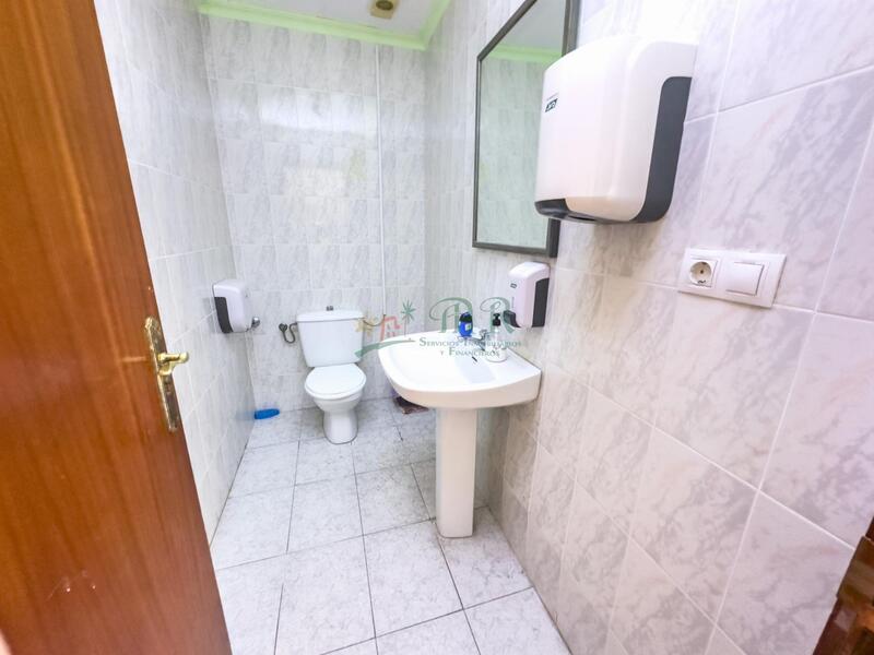 3 slaapkamer Commercieel vastgoed Te koop