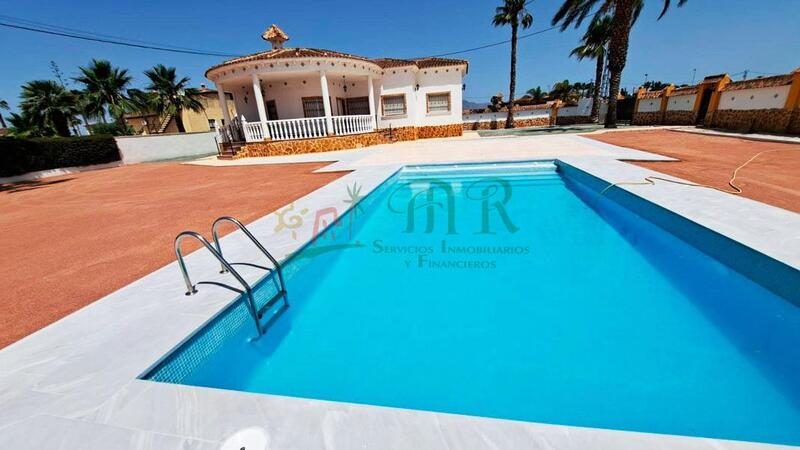 3 slaapkamer Villa Te koop