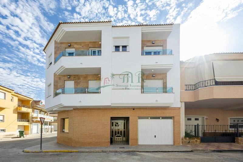 2 bedroom Apartment for sale
