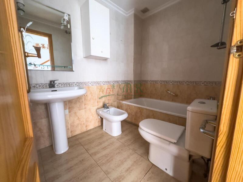 3 bedroom Country House for sale