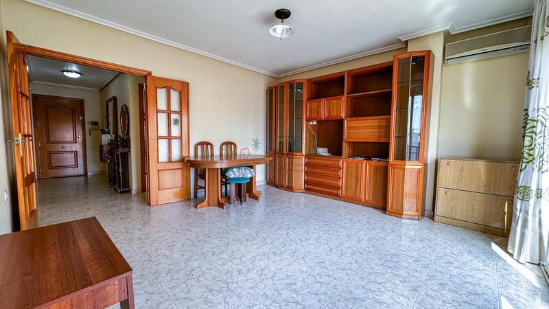 Appartement zu verkaufen in Almoradí, Alicante