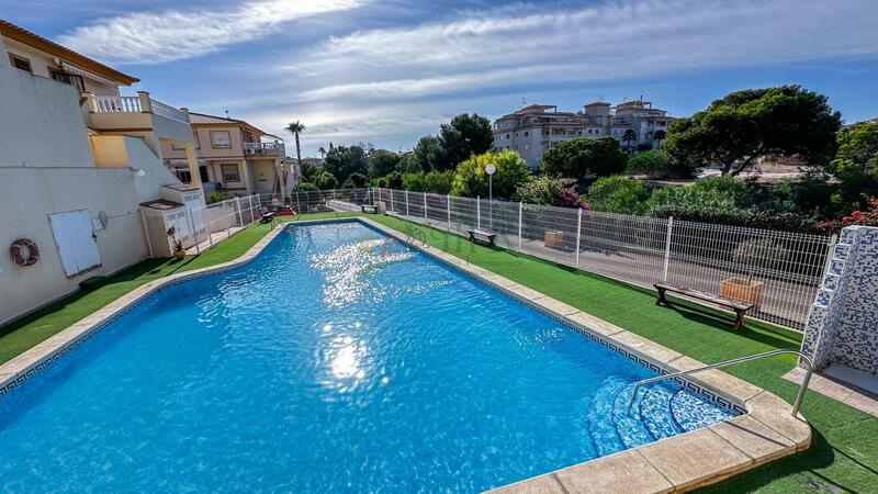 2 bedroom Villa for sale