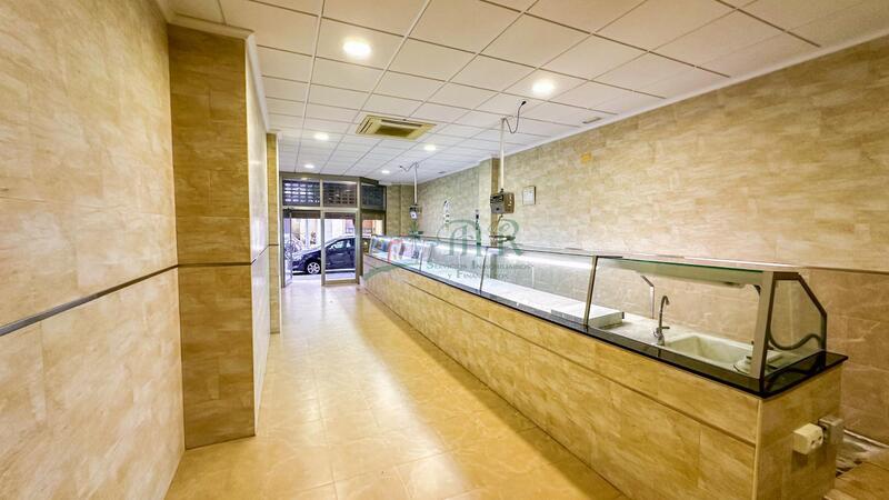 2 bedroom Commercial Property for Long Term Rent