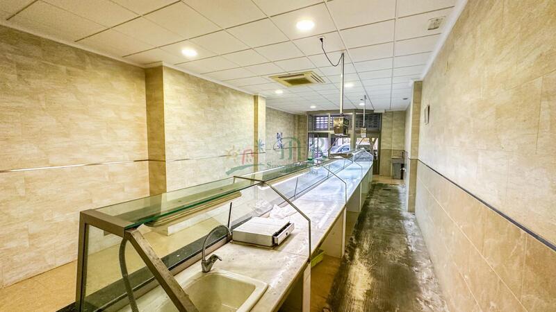 2 bedroom Commercial Property for Long Term Rent