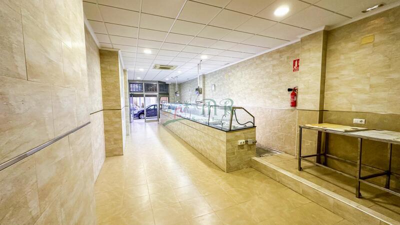 2 bedroom Commercial Property for Long Term Rent