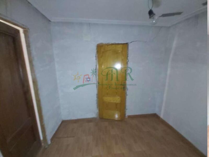 2 sovrum Radhus till salu