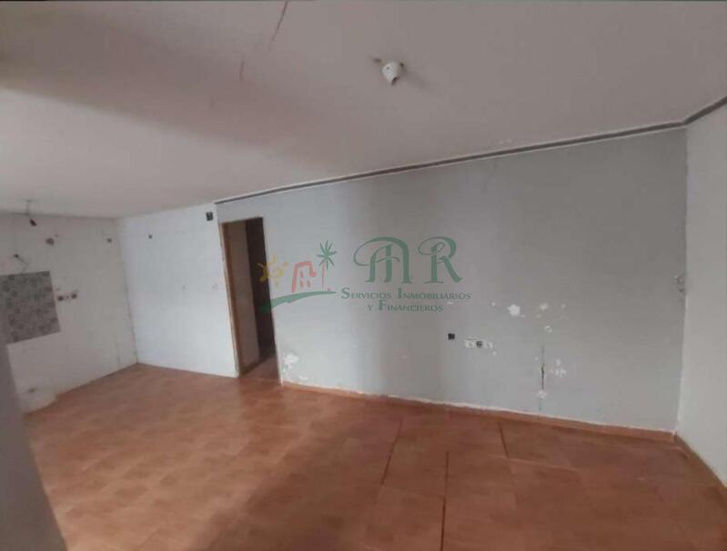 2 sovrum Radhus till salu