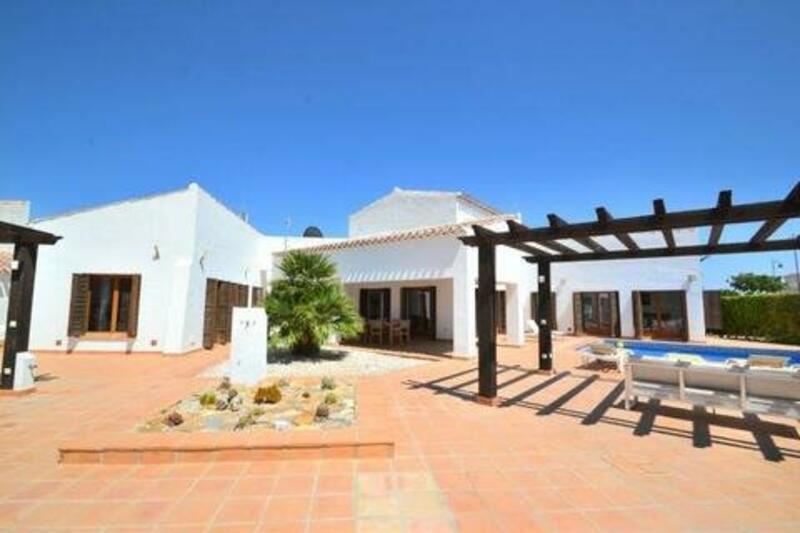 5 Cuarto Villa en venta