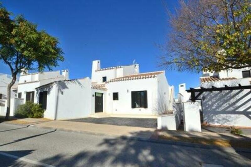 4 Cuarto Villa en venta