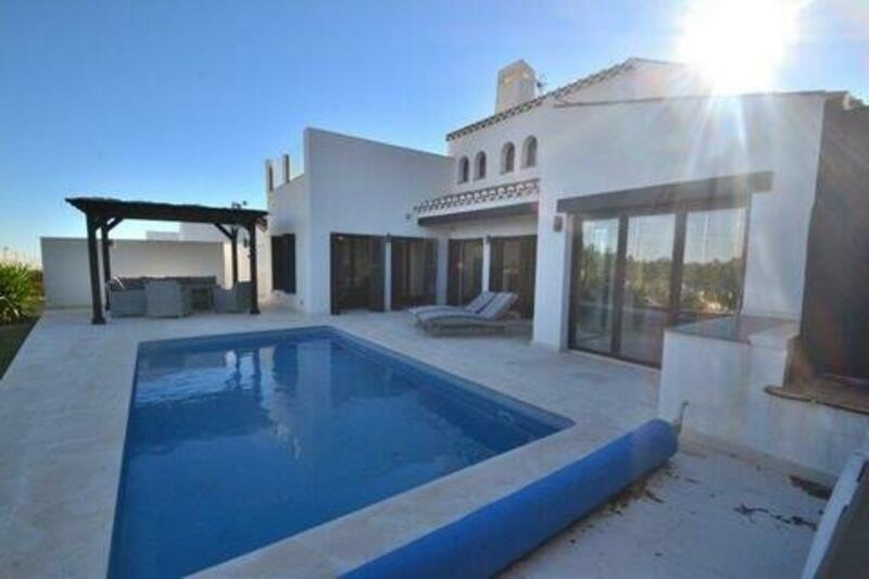 4 bedroom Villa for sale