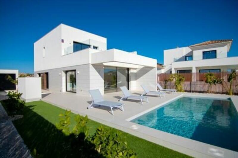 Villa for sale in La Herrada, Alicante