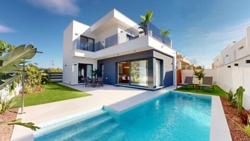 Villa for sale in Roda Golf Course, Murcia