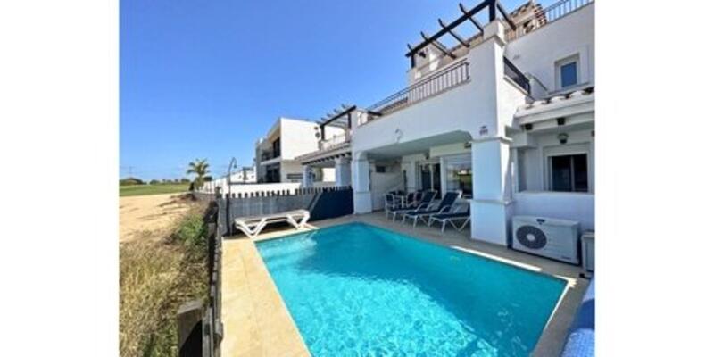 Townhouse for sale in Mar Menor Golf Resort, Murcia