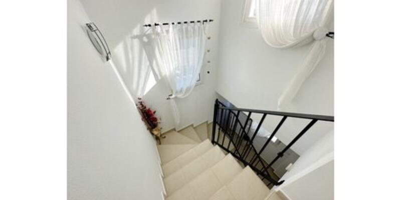 2 bedroom Townhouse for sale