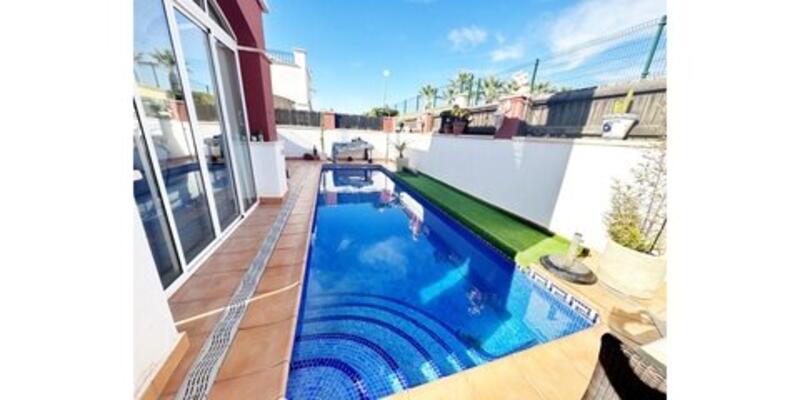 2 Cuarto Villa en venta