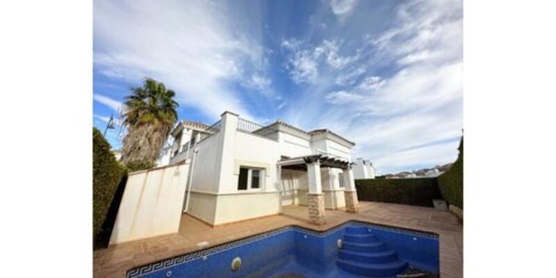 3 Cuarto Villa en venta