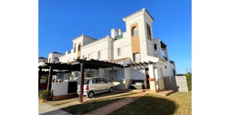 Rekkehus til salgs i La Torre Golf Resort, Murcia