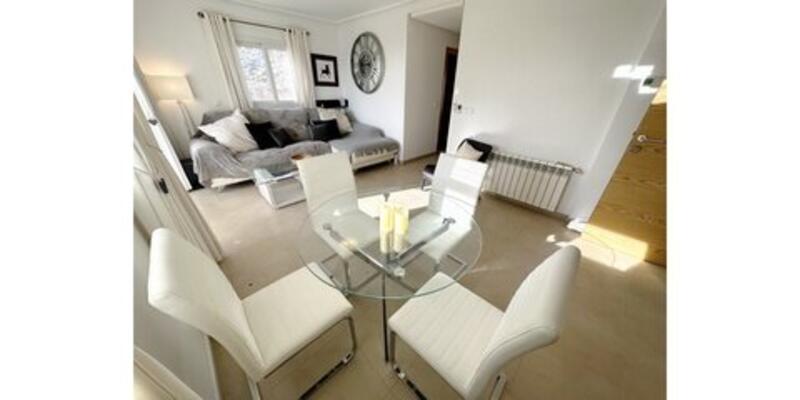 2 bedroom Apartment for sale