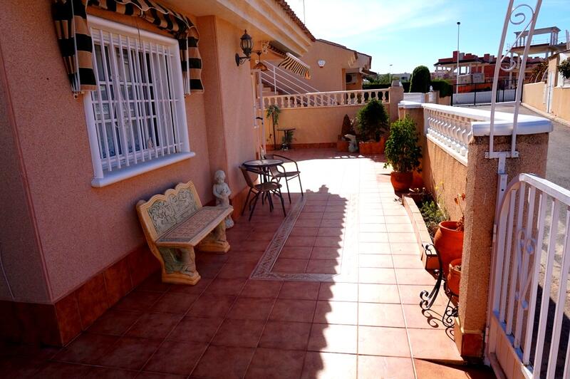 2 Cuarto Villa en venta