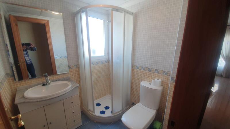 2 Cuarto Villa en venta