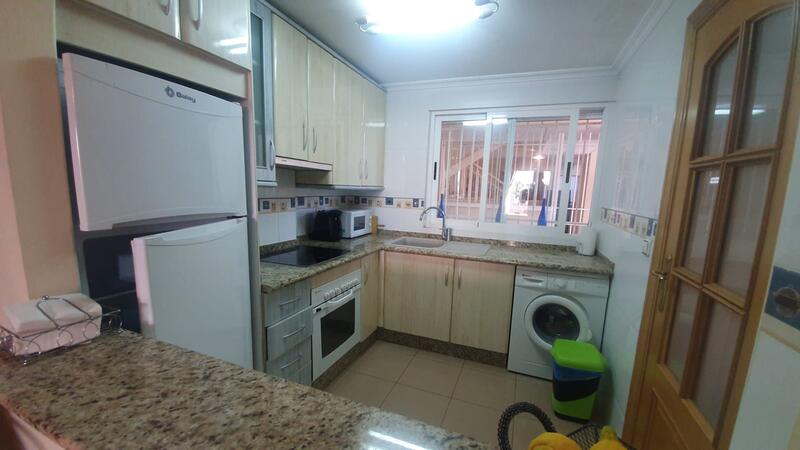 2 Cuarto Villa en venta