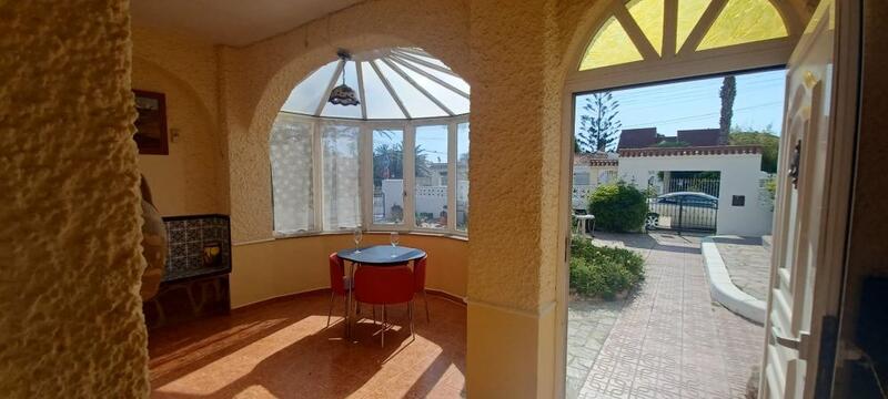 4 Cuarto Villa en venta