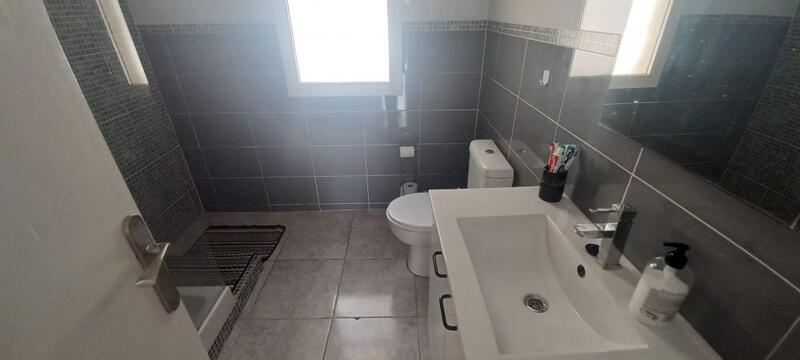 4 Cuarto Villa en venta