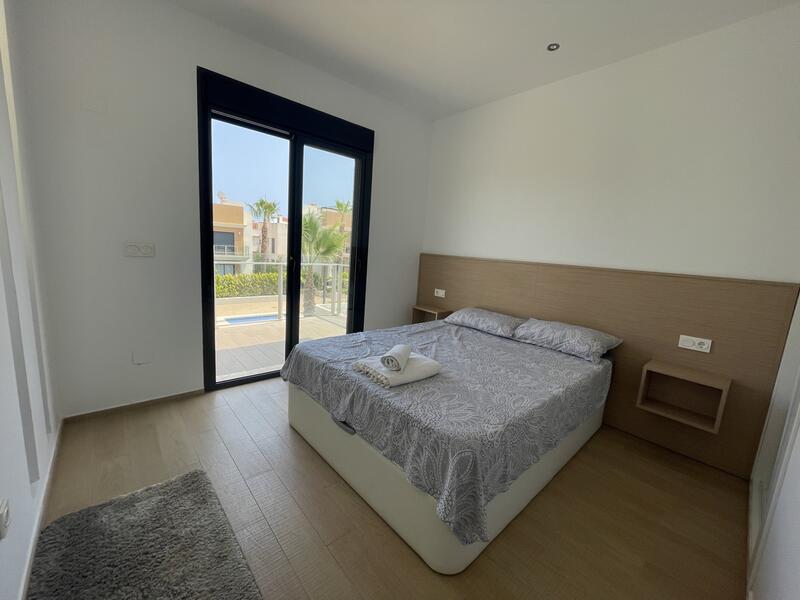 2 Schlafzimmer Villa zu verkaufen