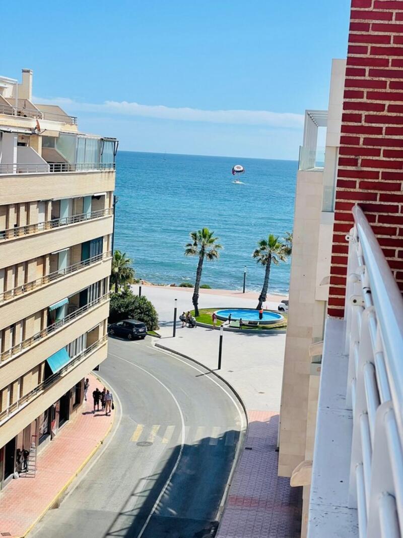 Apartamento en venta en Torrevieja, Alicante