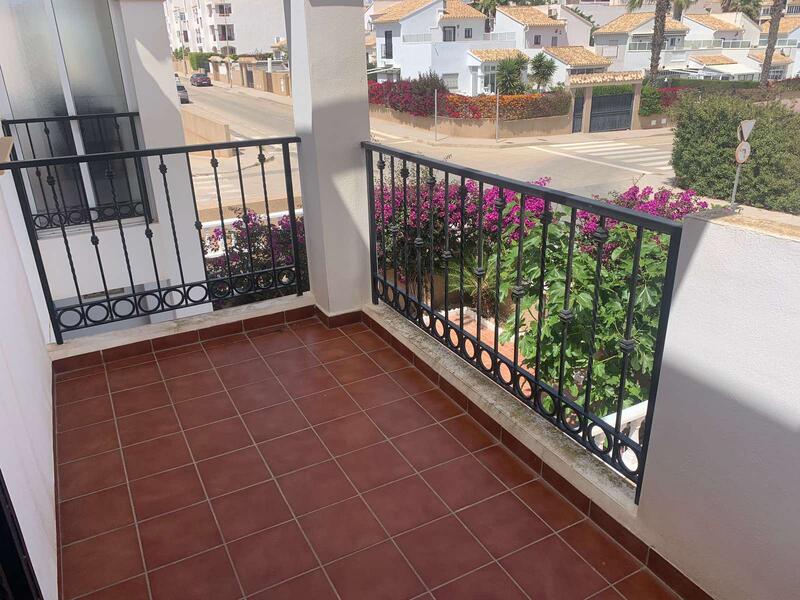 2 Cuarto Villa en venta