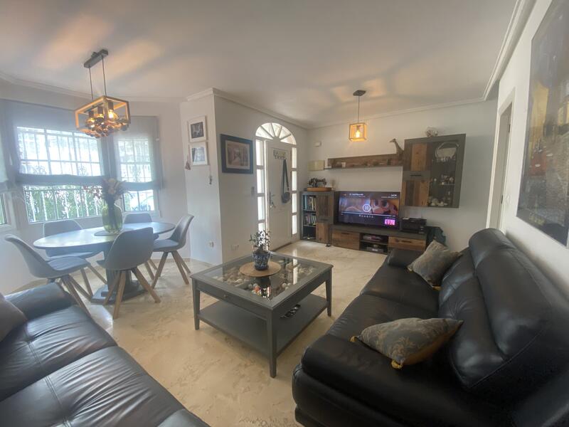 4 slaapkamer Villa Te koop