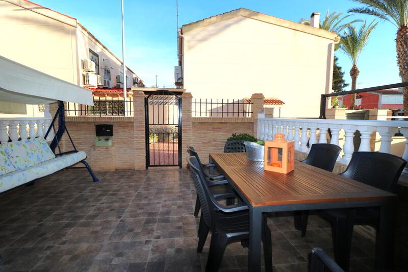 3 Cuarto Villa en venta