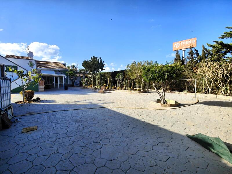 Villa til salg i Cabo Roig, Alicante