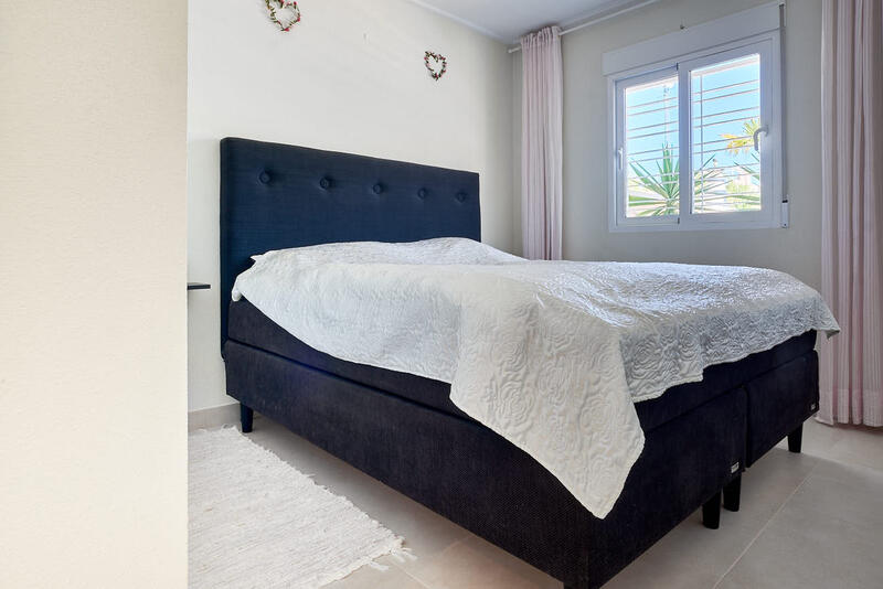 2 Schlafzimmer Villa zu verkaufen