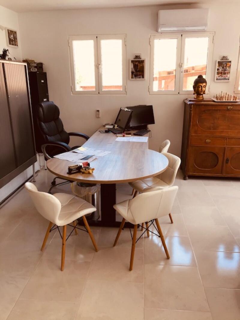 6 Schlafzimmer Villa zu verkaufen
