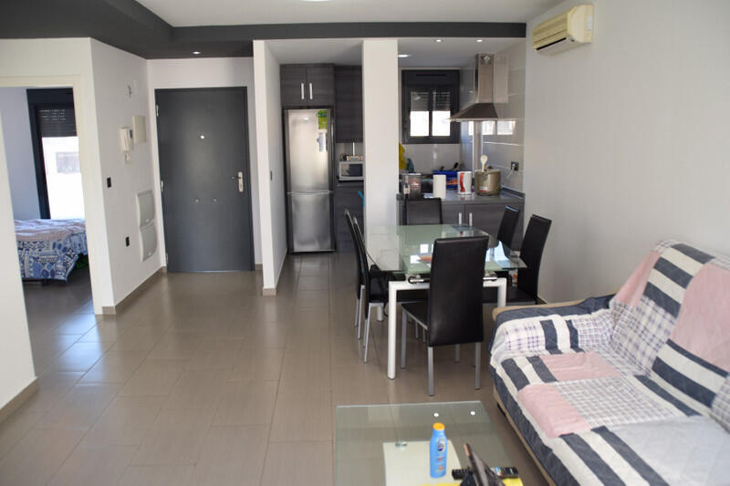 2 slaapkamer Appartement Te koop