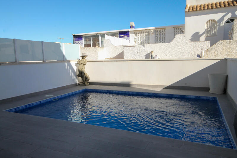 3 Cuarto Villa en venta