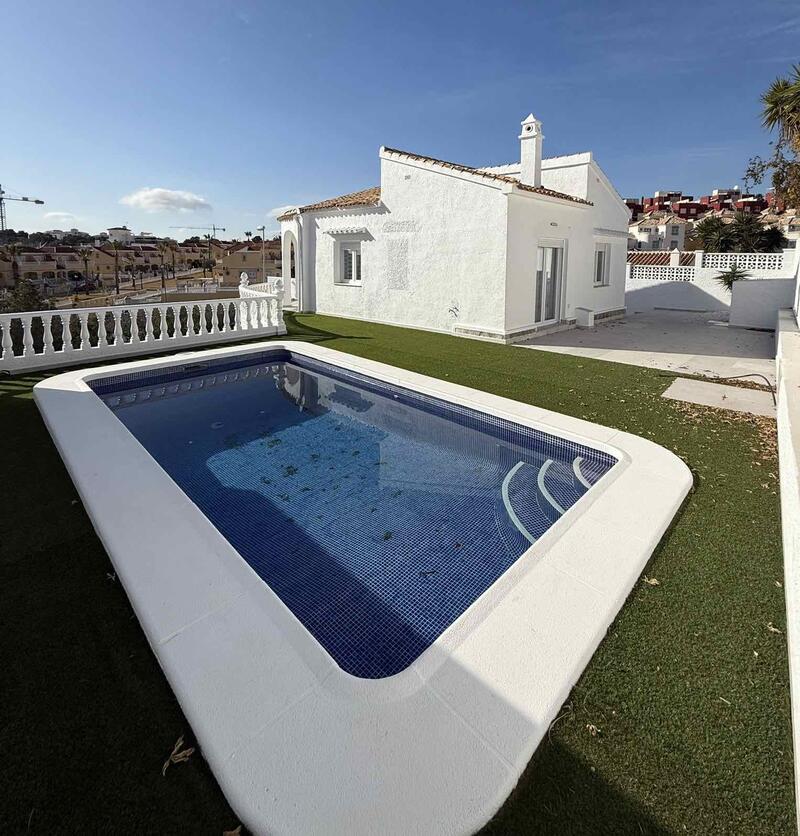 4 slaapkamer Villa Te koop