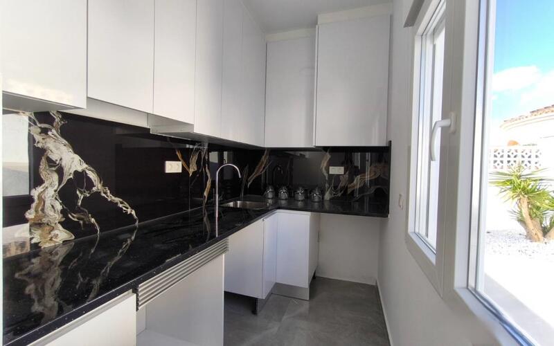 4 slaapkamer Villa Te koop