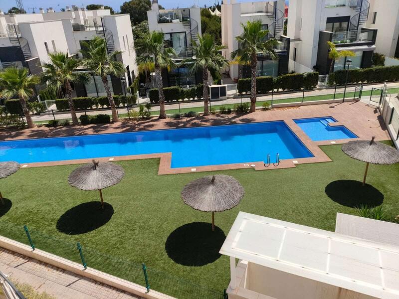 2 Cuarto Villa en venta